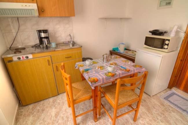 Seva' S Studios Livadia  Room photo